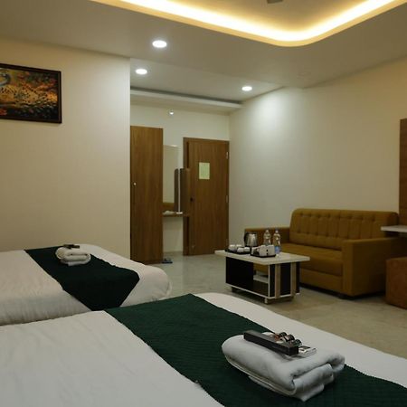Hotel The Prime Land Hoshangabad Exteriér fotografie